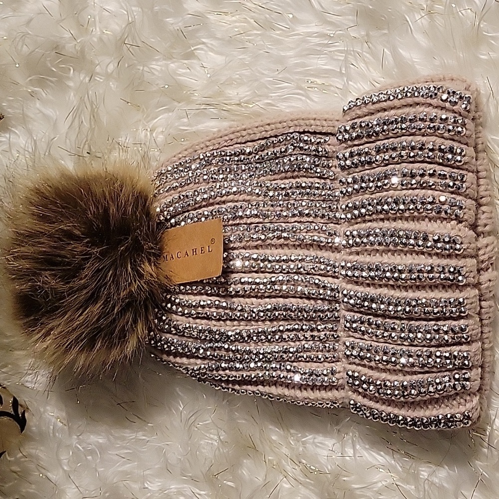 Macahel 12 panel Jeweled Cableknit Hat with Fur PomPom